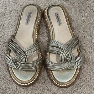 Tamari Gold Sandals size 7.5